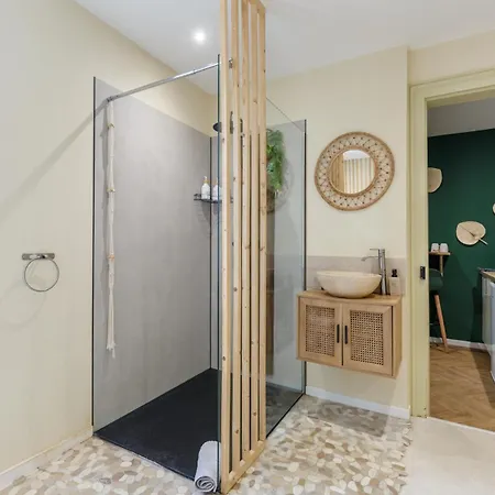 Une Escale A Bali Jacuzzi - Cinema - Self Check-In Le Petit-Quevilly Exterior photo